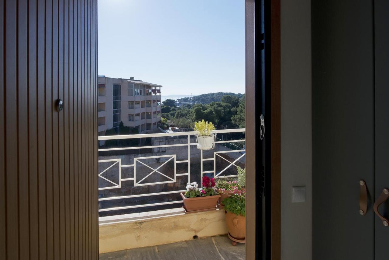 Lucyzen Apartment Athens Ngoại thất bức ảnh
